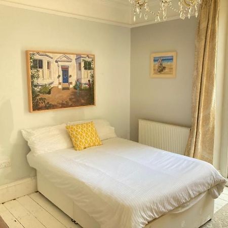 Central Truro! Large Double Room In Victorian Property Exterior foto